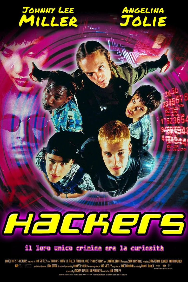 Hackers (1995): trama, Angelina Jolie, la colonna sonora techno e perché ha capito internet prima di tutti